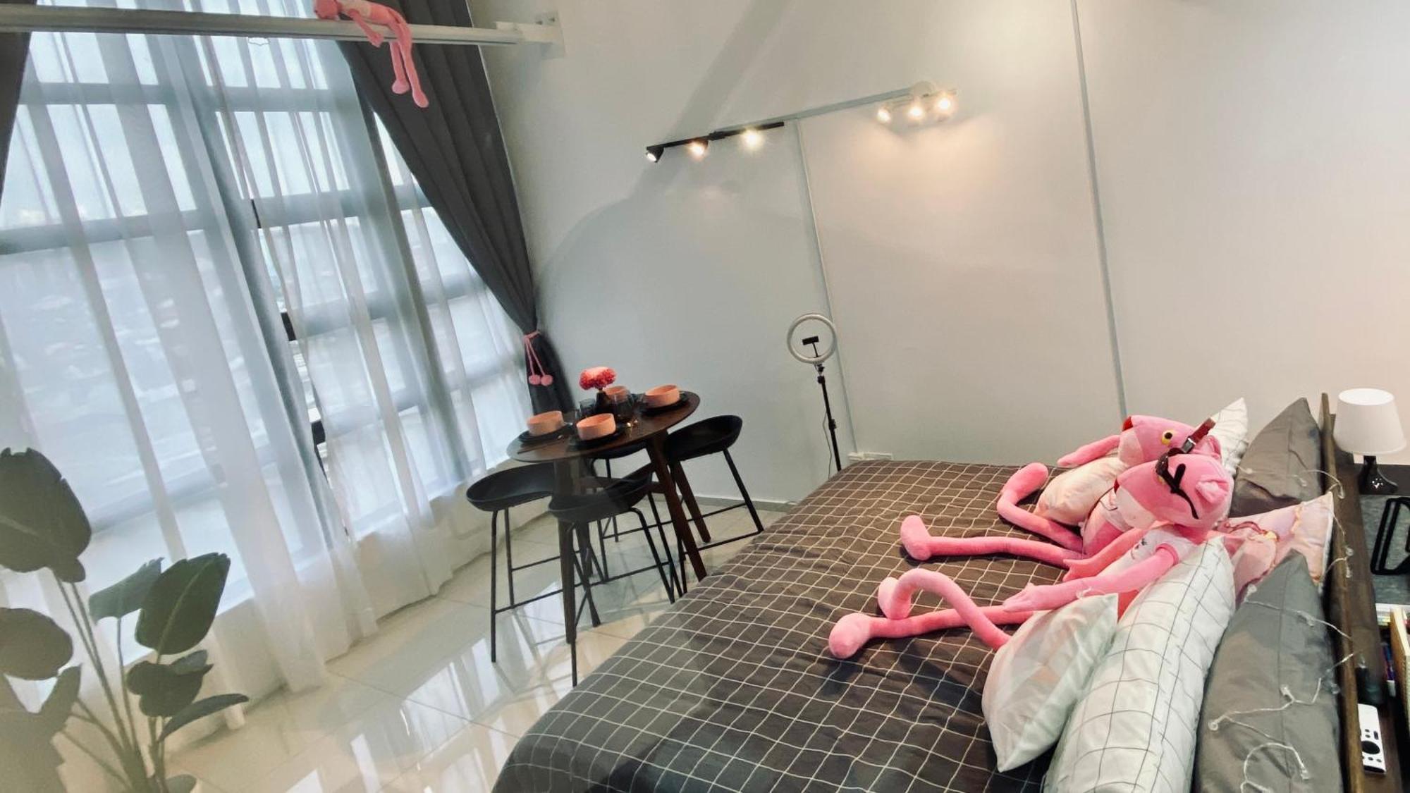 Me Time + Movie Time @loft Getaway #ekocheras